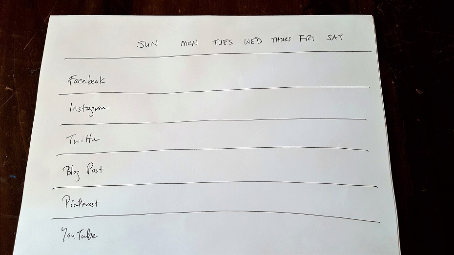 Handwritten_social_media_content_planning_calendar_for_one_week.jpg