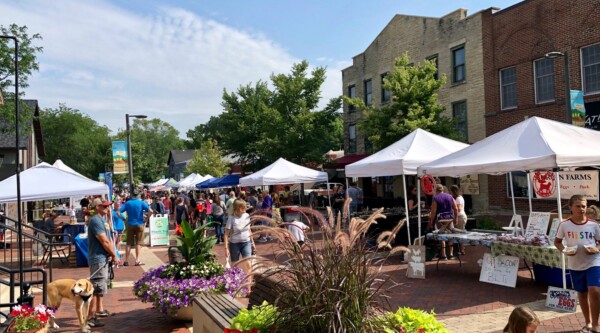 A sunny day at Batavia's farmers market.