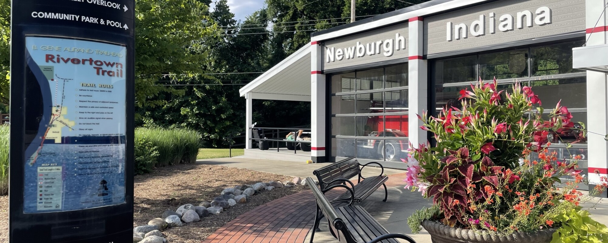 Wayfinding sign in Newburgh, Indiana