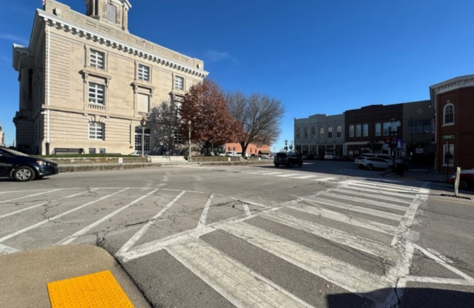 Crosswalk in front of large courthouse